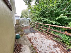 Photo 27- click for photo gallery